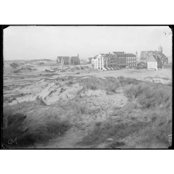 Ouest-Dunkerque-Bains. Panorama pris du poste du Belvédère. [légende d'origine]