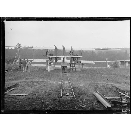 Meulan (Seine-et-Oise). Hydravion torpilleur Borel. Vue prise de l'arrière. [légende d'origine]