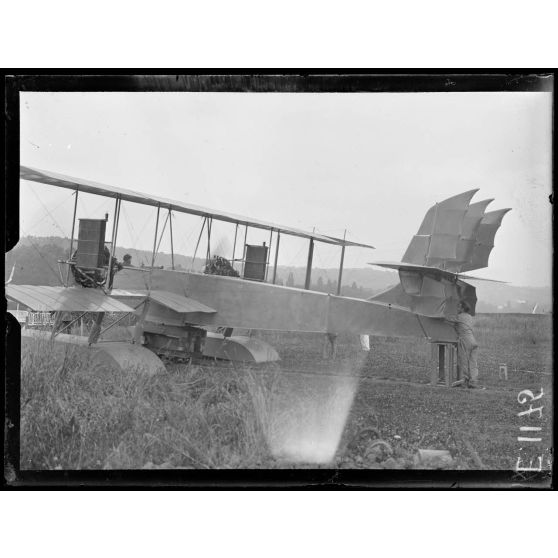 Meulan (Seine-et-Oise). Hydravion torpilleur Borel. L'hydravion vue de profil. [légende d'origine]