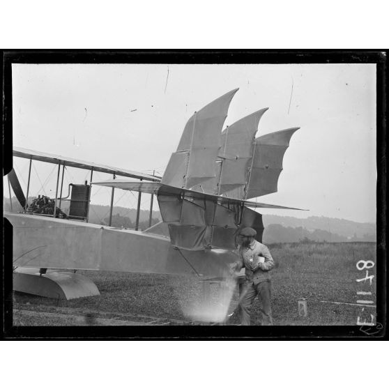 Meulan (Seine-et-Oise). Hydravion torpilleur Borel. Les gouvernails. [légende d'origine]