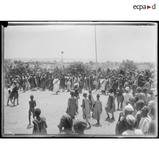 Garoua. Cortège du sultan. [légende d'origine]