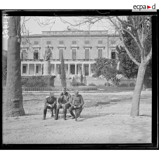 Corfou. Le palais royal. [légende d'origine]