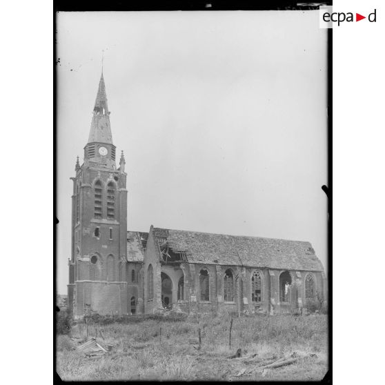 Flêtre, Nord, l'église. [légende d'origine]