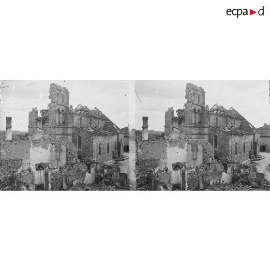 Louppy-le-Château. Vue générale des ruines. [légende d’origine]