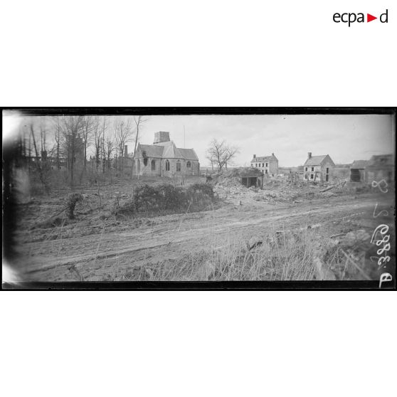 Dives (Oise). Les ruines près de l'église. [légende d'origine]