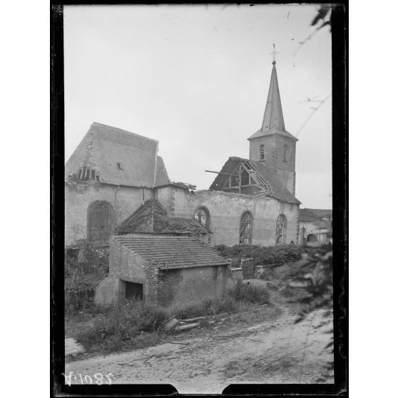 Herbeviller. (Meurthe et Moselle). L'église. [légende d'origine]