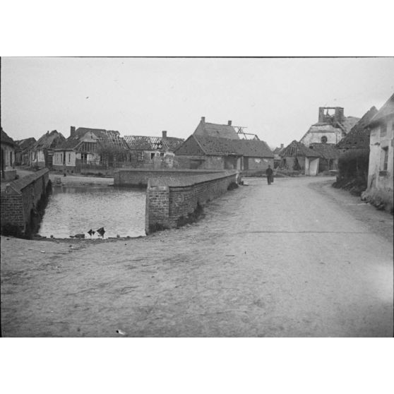 [Général Delamotte, Dury, 23 avril 1915. Bouchoir (ruines) (Gervain-Lehérissé) 22 avril 1915.]