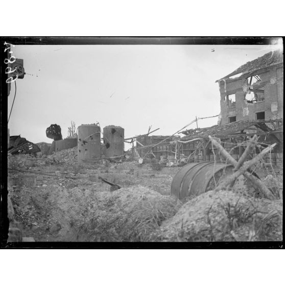 Soissons, Aisne, les ruines de la distillerie. [légende d'origine]