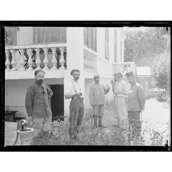 Salonique. La Section Photographique de l'Armée d'Orient. [légende d'origine]