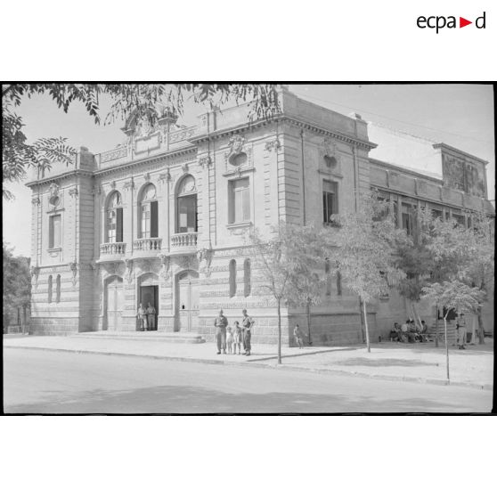 Vue d'ensemble du théâtre de Saïda. [légende d'origine]