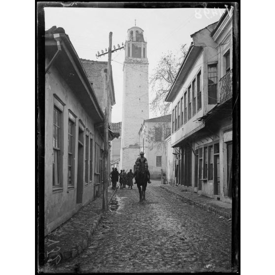 Monastir. La tour carrée. [légende d'origine]