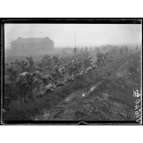 [Negotin. Les Italiens au repos.]