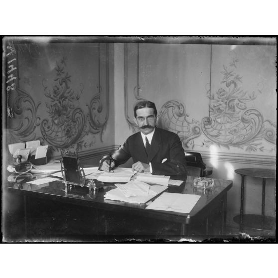 Salonique. Monsieur Politis, ministre des affaires étrangères du gouvernement provisoire. [légende d'origine]