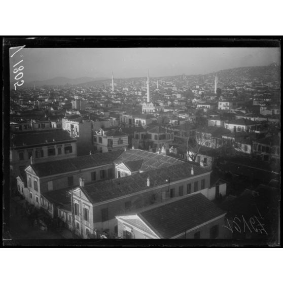 Salonique. Panorama pris des Messageries Maritimes (face au nord, côté remparts). [légende d'origine]