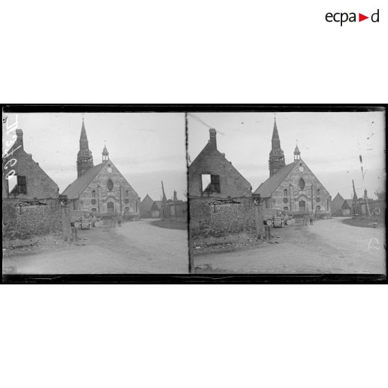 Esmery-Hallon (Oise). L'église. [légende d'origine]