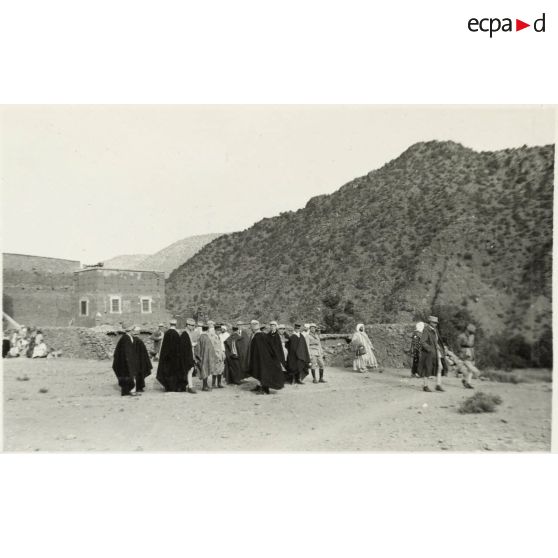 5 juin 1936. Marrakech-Tinmel. Voyage de fin de stage du cours des affaires indigènes (5-13 juin 1936). [...] [légende d'origine]