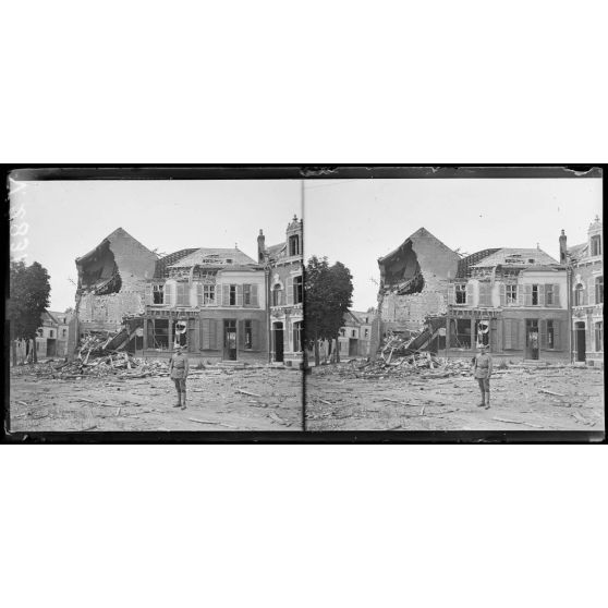 Ailly-sur-Noye, Somme, l'hôtel de ville. [légende d'origine]