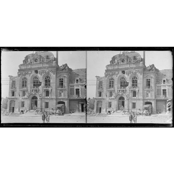 Montdidier, Somme, l'hôtel de ville. [légende d'origine]