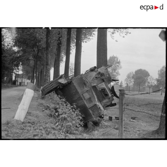 En Belgique, la prise du village de Thulin, entre Mons et Valenciennes.