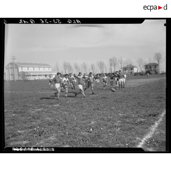 Finale interarmée d'Algérie de rugby à l'Atelier industriel de l'Air entre le 45e RTrs (régiment de Transmissions) et la BA 30 de Blida.