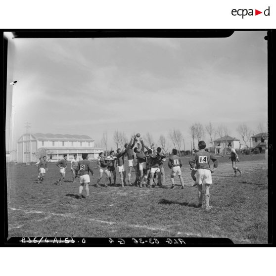 Finale interarmée d'Algérie de rugby à l'Atelier industriel de l'Air entre le 45e RTrs (régiment de Transmissions) et la BA 30 de Blida.