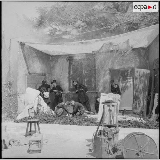 Reconstitution pour commémorer la bataille de Bazeilles par le 13e RTS (régiment de tirailleurs sénégalais), au camp de Fort-National.