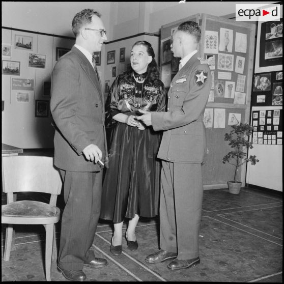 Gala des anciens du CEFEO (corps expéditionnaire français en Extrême-Orient) et des FF (forces française) d'Indochine à la salle Pierre Bordes à Alger.