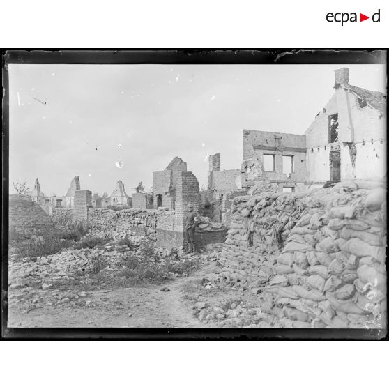 Caeskerke. Le village en ruines et les organisations défensives. [légende d'origine]