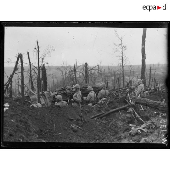 Position allemande du "Balcon", nos soldats sur la position conquise. [légende d'origine]