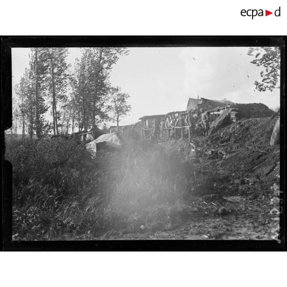 Campement du Moulin Rouge. [légende d'origine]