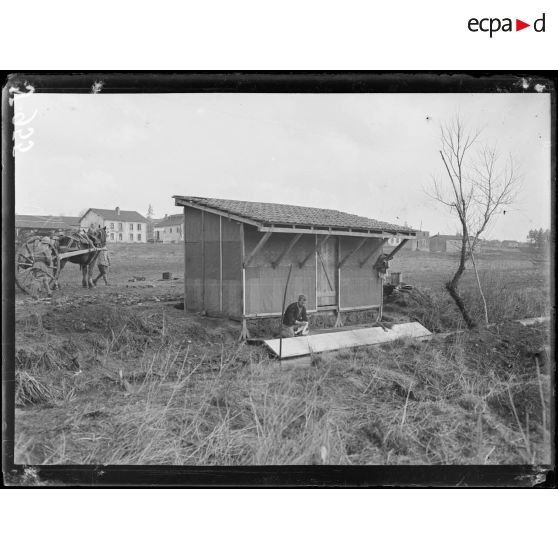 Glorieux (Meuse). Le lavoir sur la Scance. [légende d'origine]