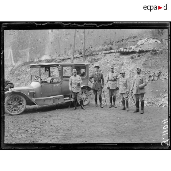 Verdun, citadelle. Mission anglaise (major général Wilson). [légende d'origine]