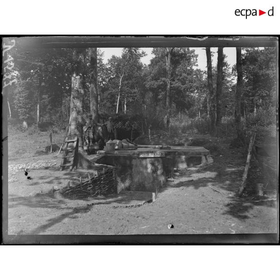 Marcaulieu (Meuse). Un poste d'eau. Le PC Pierre. [légende d'origine]