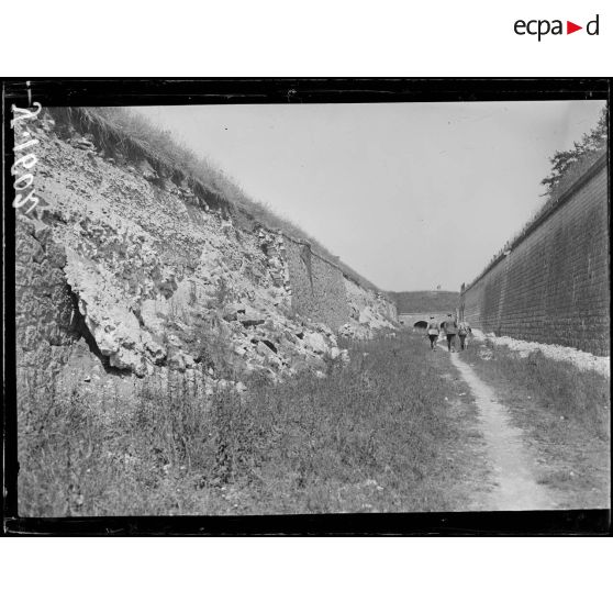 Troyon (Meuse). Fossés du fort. [légende d'origine]