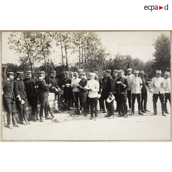 Saumur 1912 - Pont des Gastines - Un tour d'horizon pas commun par un idoine (Mesple). [légende d'origine]