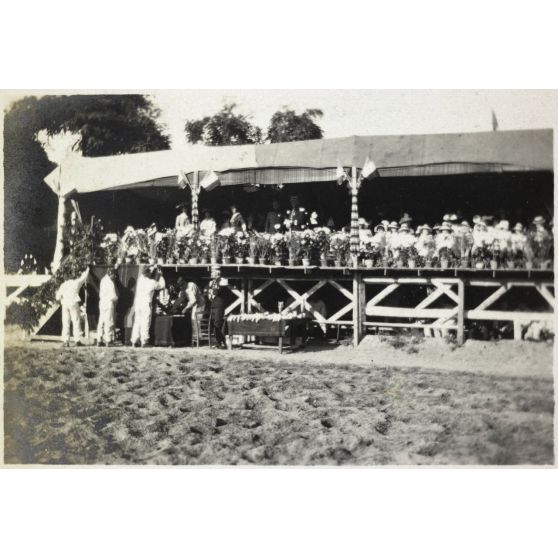 Fête du Régiment - 8 juillet 1914. [légende d'origine]