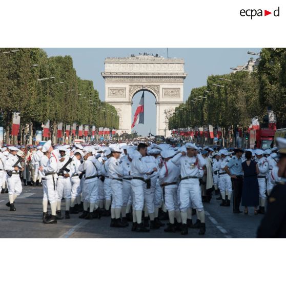 Rassemblement de chasseurs alpins du 27e BCA en attente de défiler lors du 14 juillet 2018 à Paris.