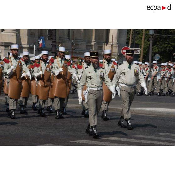 Défilé des pionniers de la Légion étrangère sur les Champs-Elysées, lors du défilé militaire du 14 juillet 2018 à Paris.