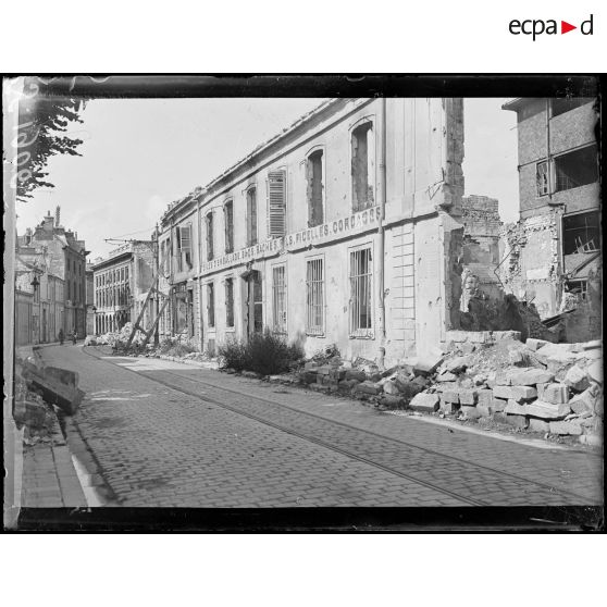 Reims (Marne). Rue des Cordeliers. [légende d’origine]