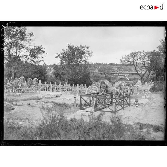 Bouvancourt (Marne). Cimetière militaire. [légende d’origine]