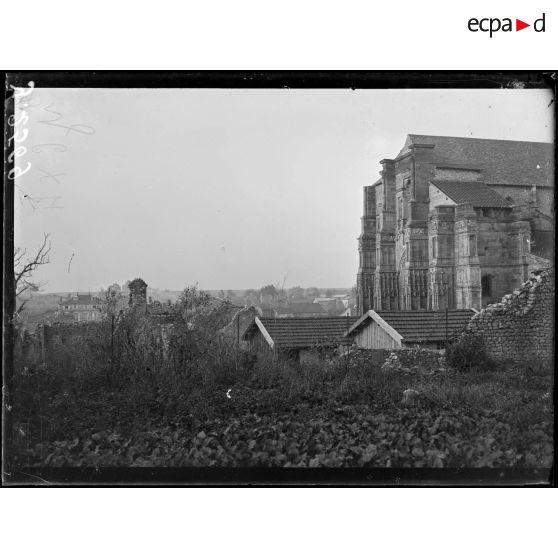 Rembercourt-aux-Pots (Meuse). L’église. Façade sud ouest. [légende d’origine]