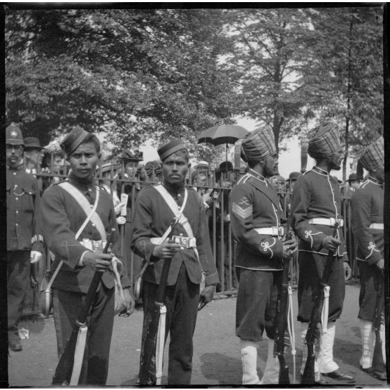 [Une cérémonie militaire à Londres].