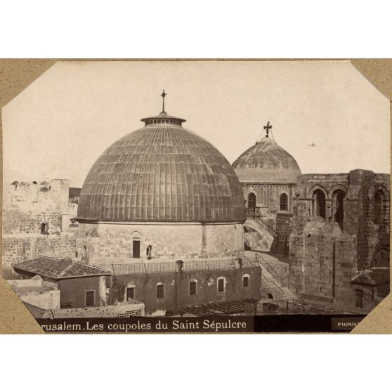 Jerusalem. Les coupoles du Saint Sépulcre. [légende d'origine]