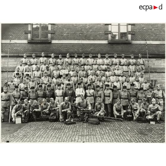 Photographie de groupe du 158e régiment d'infanterie (158e RI).