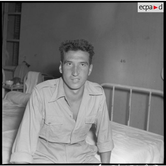 Portrait d'un légionnaire en convalescence à l'hôpital Maillot d'Alger.