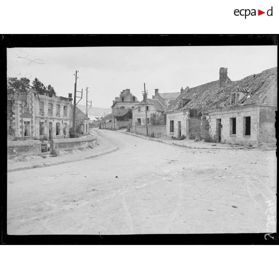 Tracy-le-Mont (Oise). La grande rue. [légende d'origine]