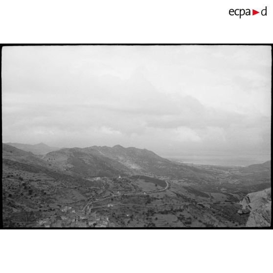 Vue sur le relief corse.