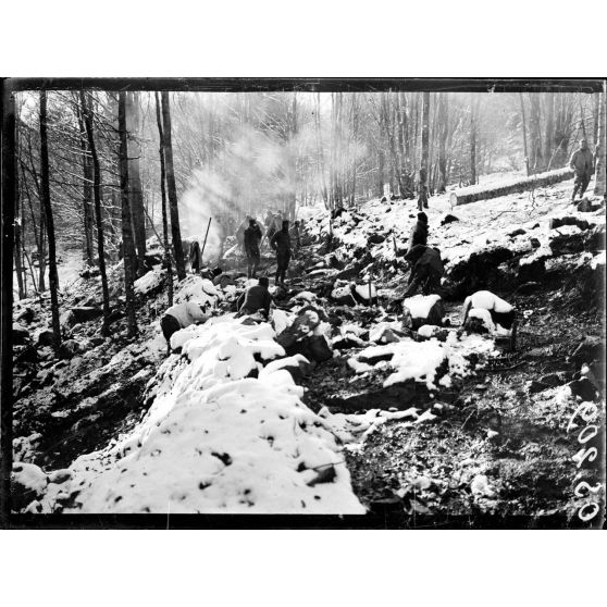 Route du Ballon d'Alsace à Altfeld. Ouverture de la forme de la route. [légende d'origine]