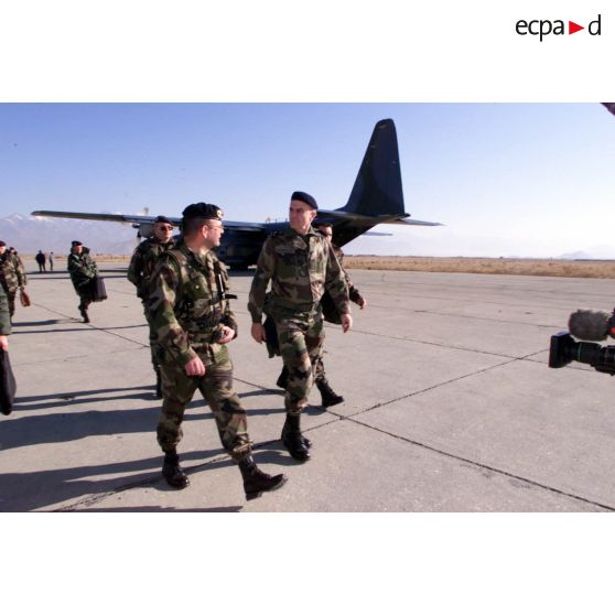 Visite officielle à Kaboul du chef d'état-major des armées français, le général Jean-Pierre Kelche.