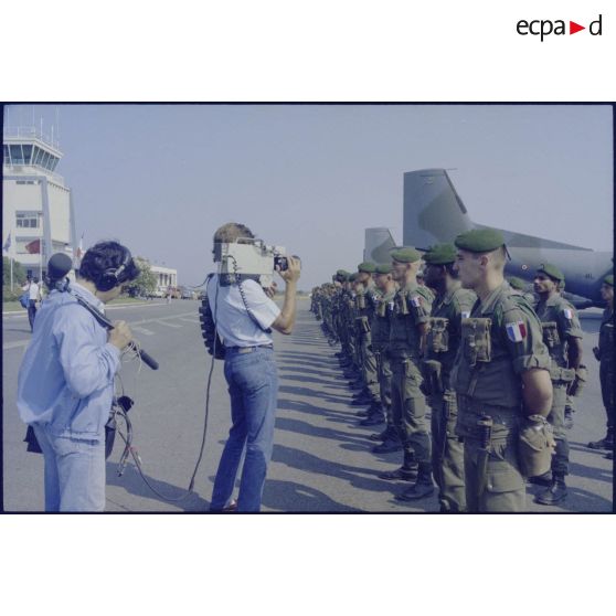 2e REP filmé avant la revue sur l'aéroport de Bastia.